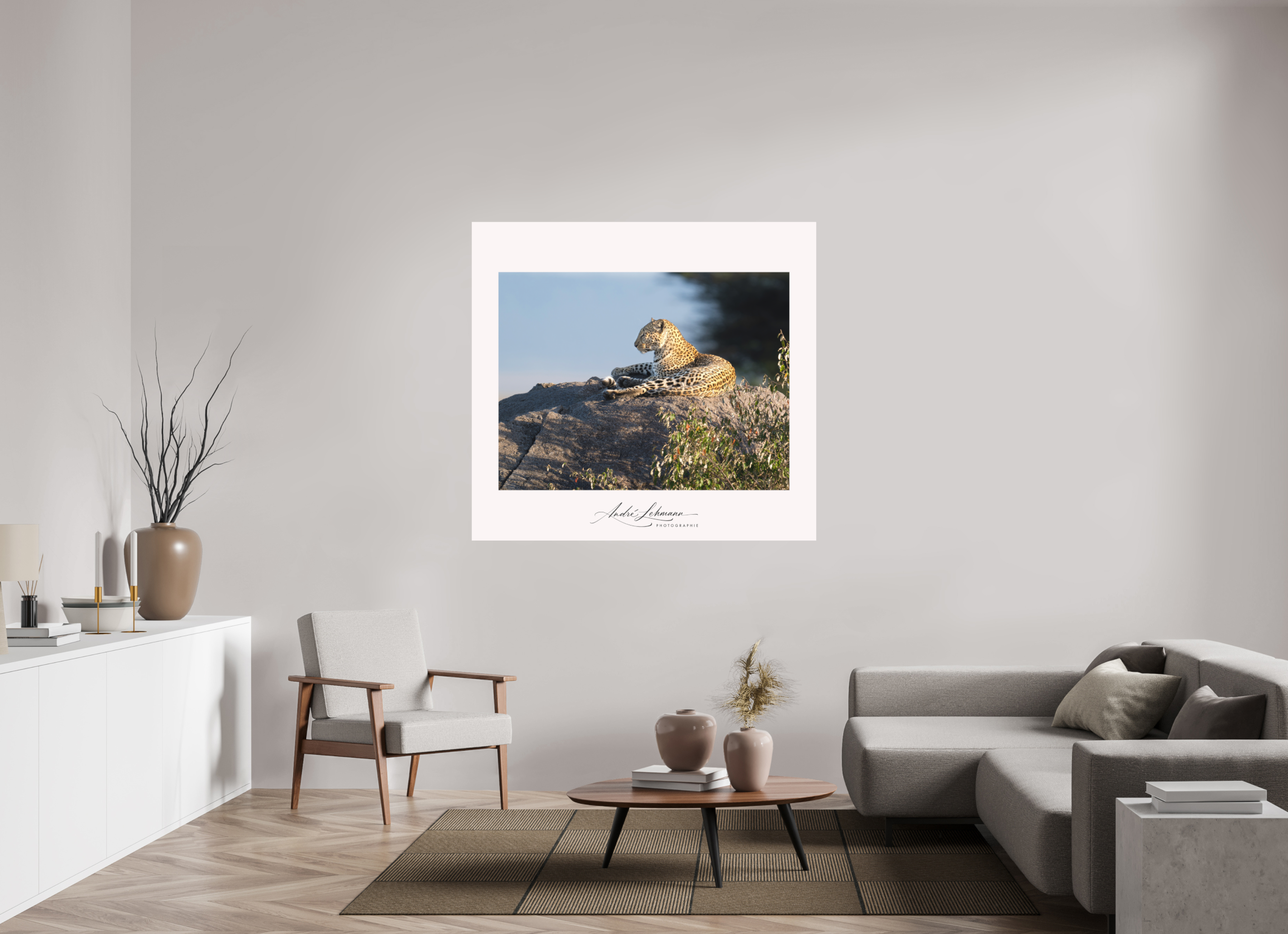 140.5 x 130 cm, Foto-Druck auf Alu-Dibond Leopard scanning the horizon (Alu dibond)